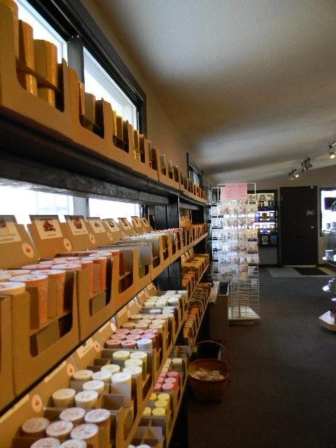 Ohsweken旅游景点-The Glass Candle