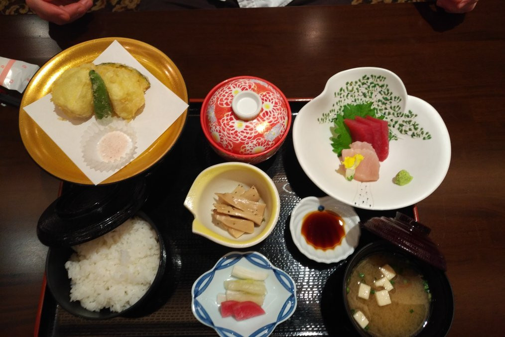 Capital Hotel 1000主图