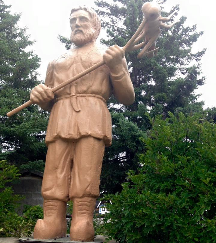 St. Urho Statue景点图片