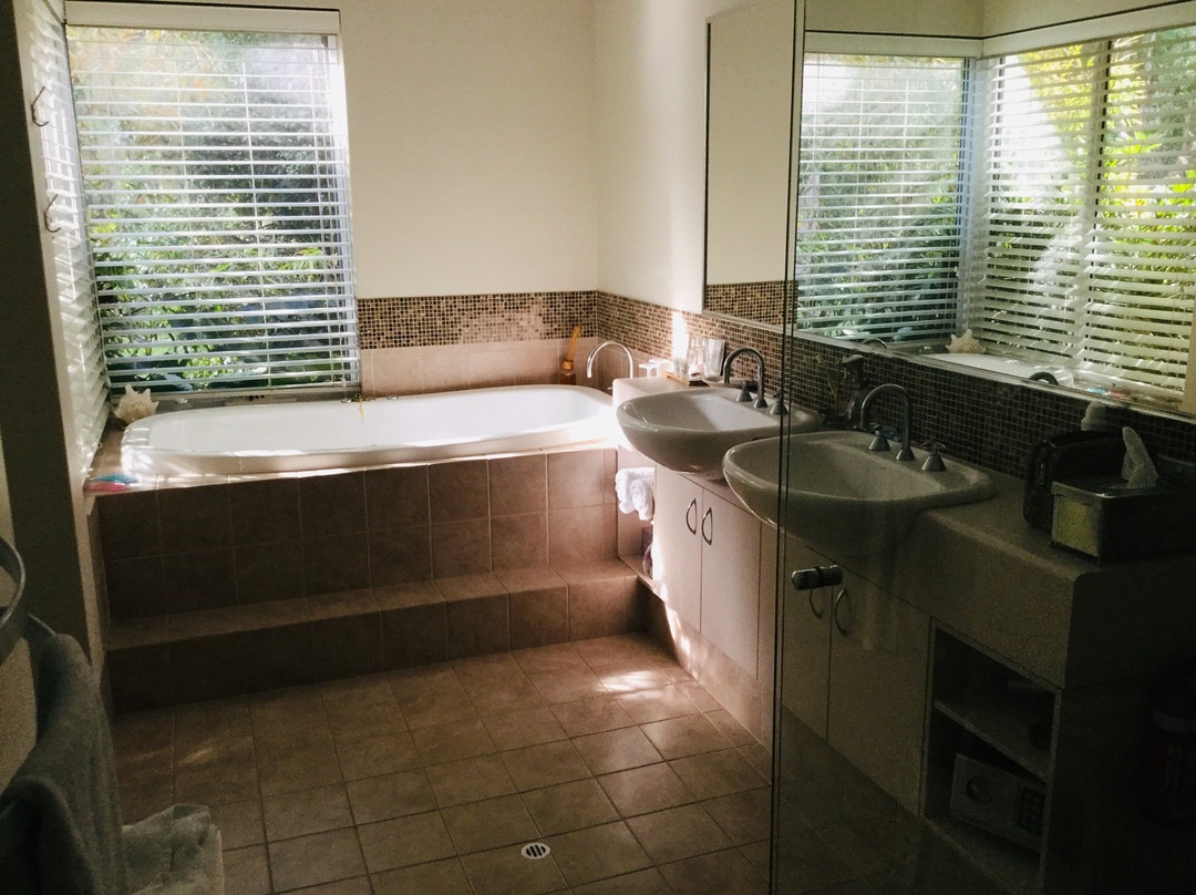 洛林广场食宿酒店主图