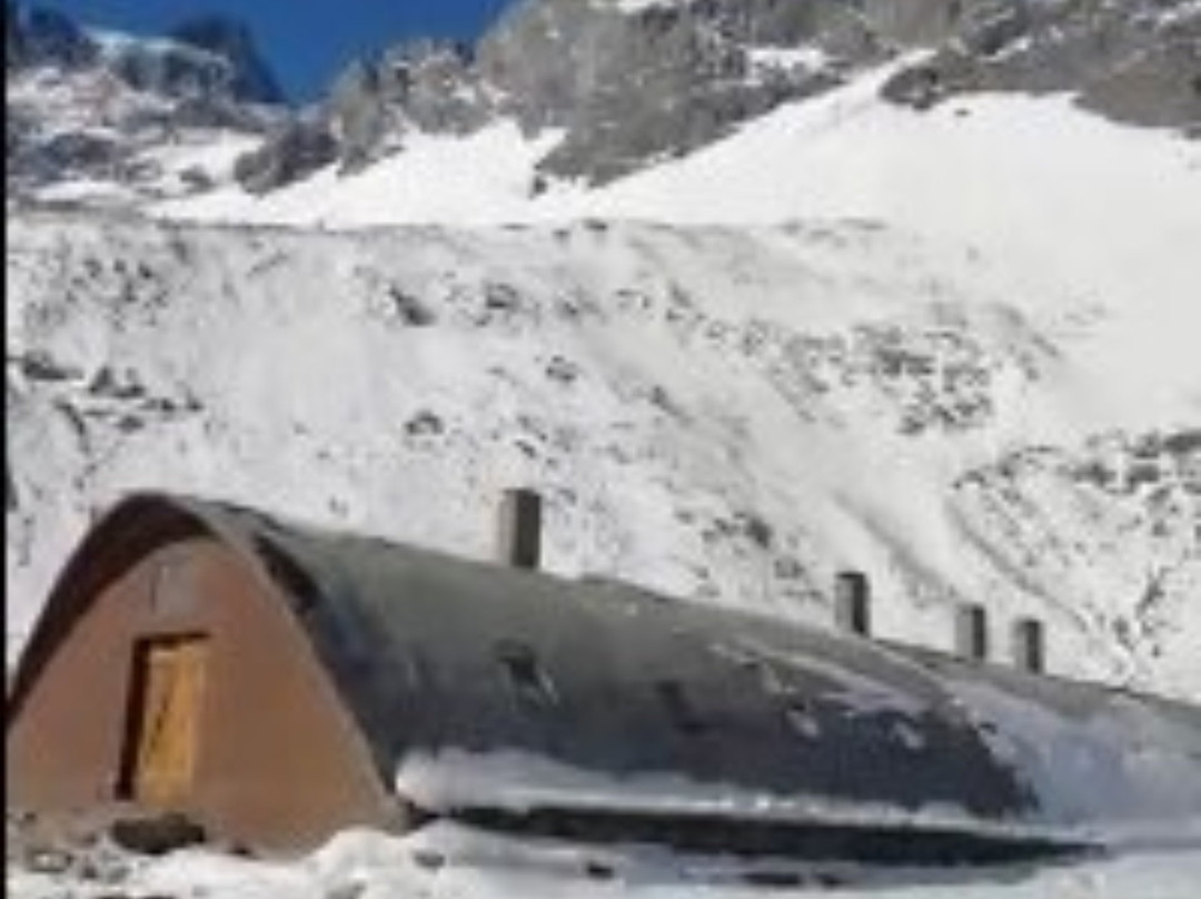 Refugios del Yeso主图