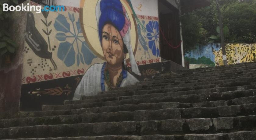 Los Quetzales de Nana Lola