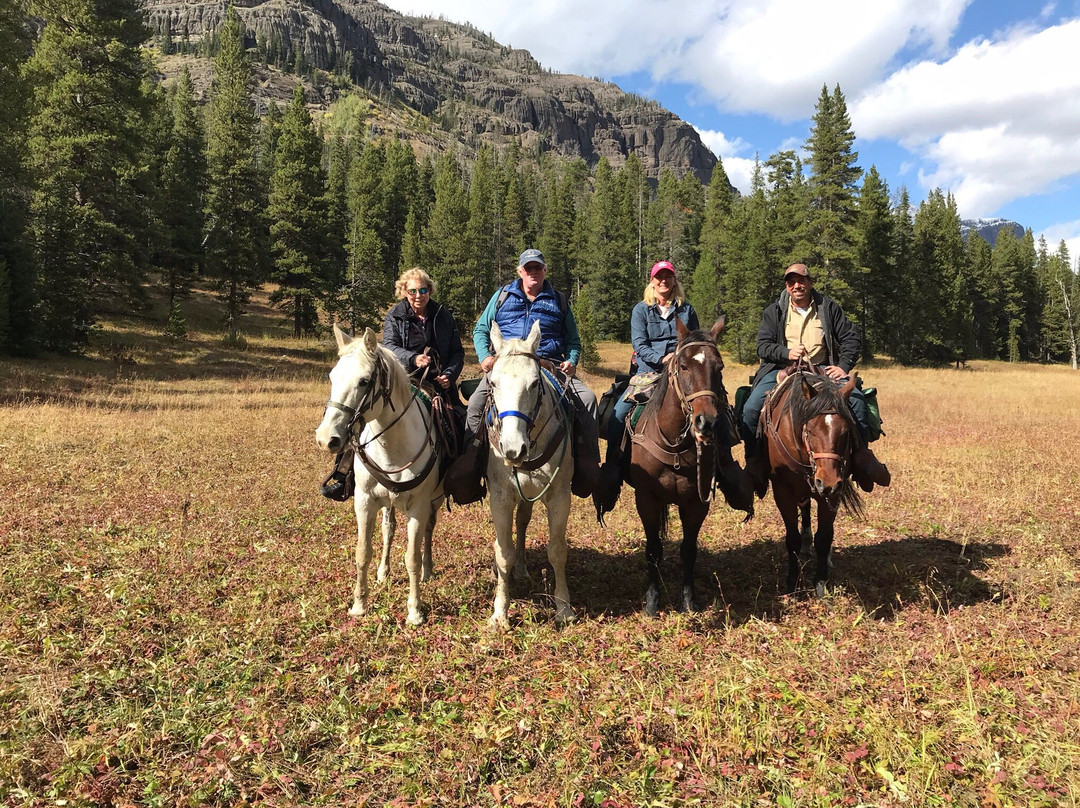Skyline Guest Ranch and Guide Service-库克城必去景点