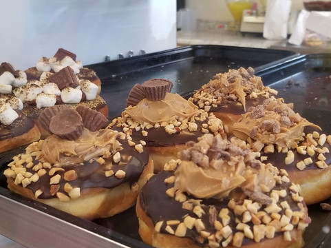 Harrison餐馆和美食-Tastee King Donuts