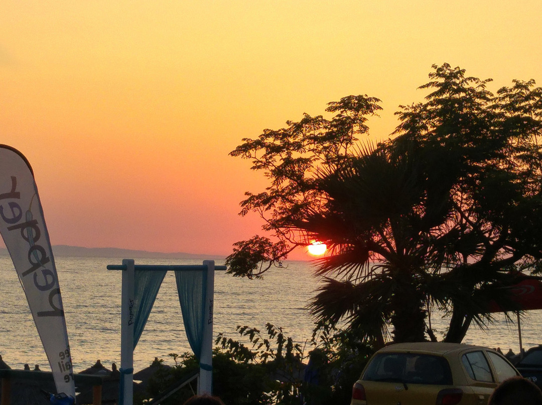 WhiteSands Beach Resort & Restaurant主图