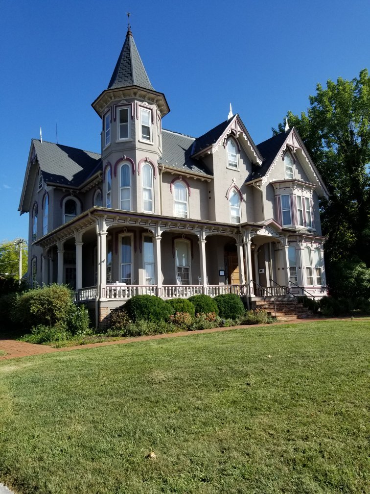 Joshua Wilton House-官方