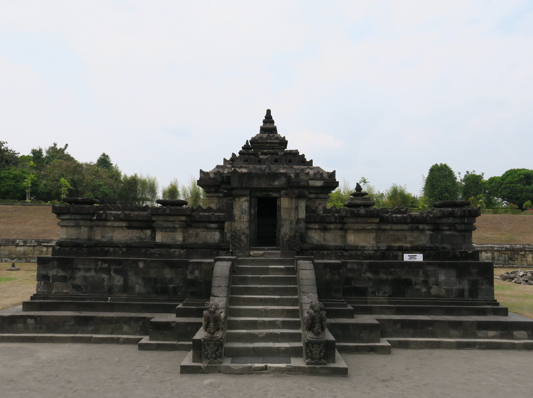 The Sambisari Temple景点图片
