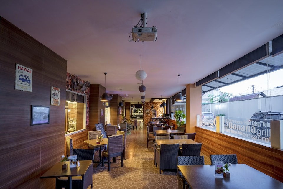 Hotel Grand Kartika主图