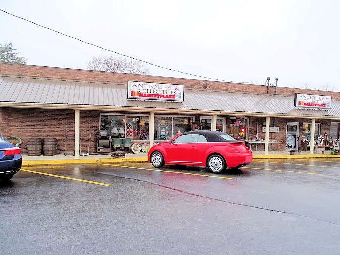 Antiques and Collectibles Marketplace-Crossville必去景点