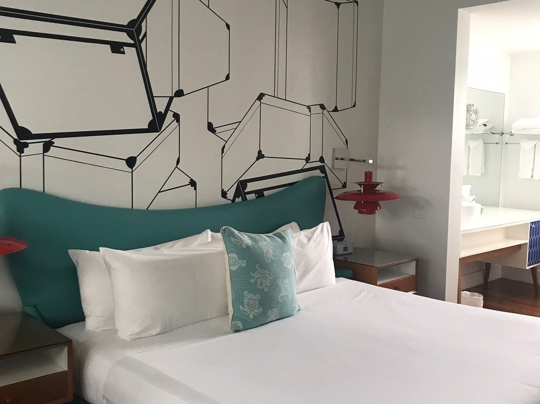 流浪者酒店主图