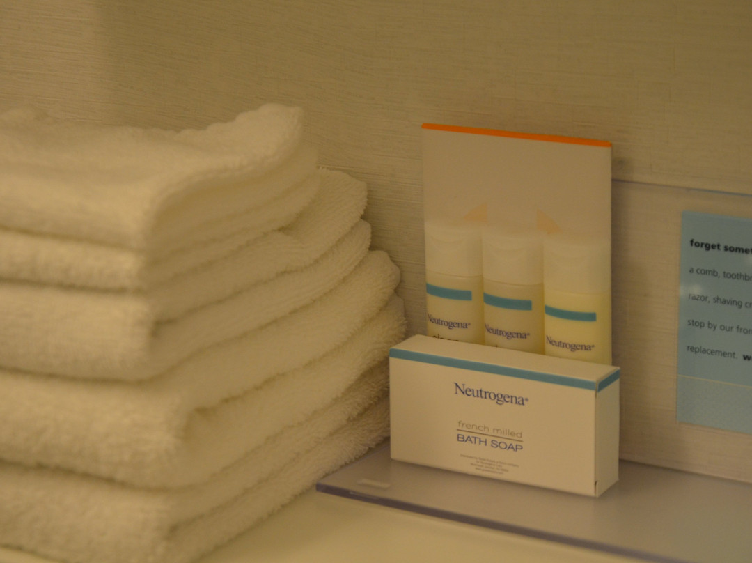 汉普顿洛杉矶-西考维纳旅馆主图