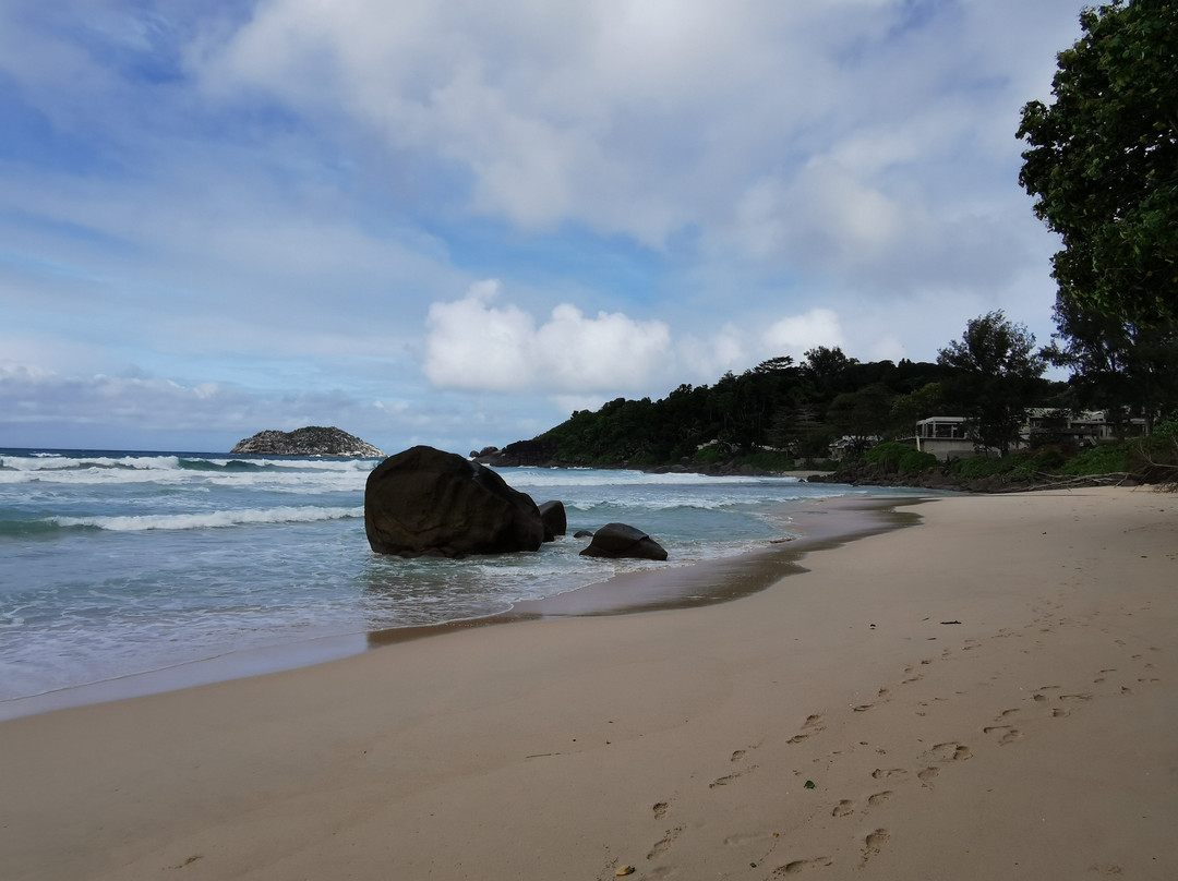 Grand Anse beach景点图片