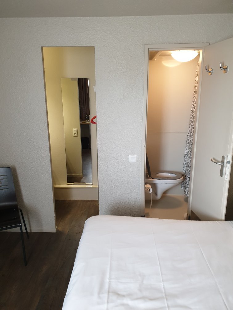 B Hotel Caen Mondeville-官方