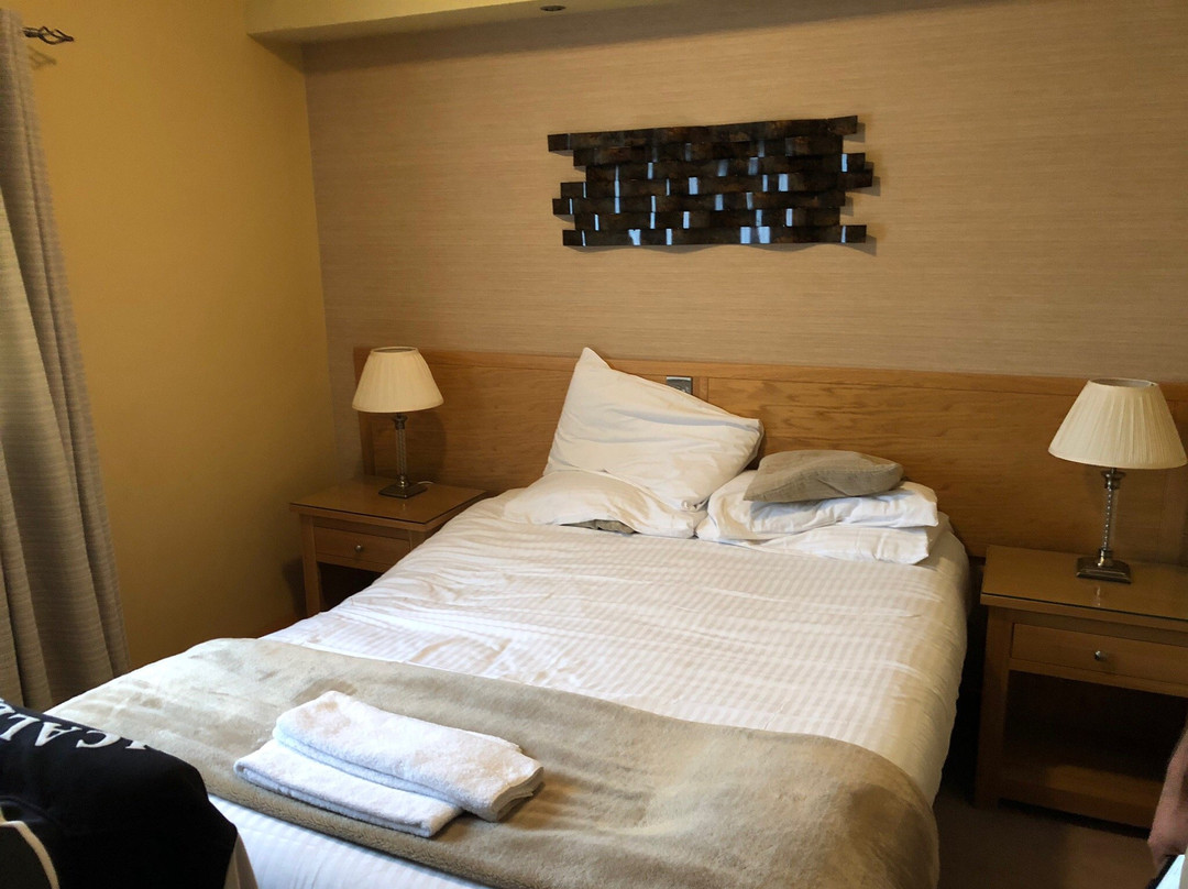 Caledonia Hotel主图