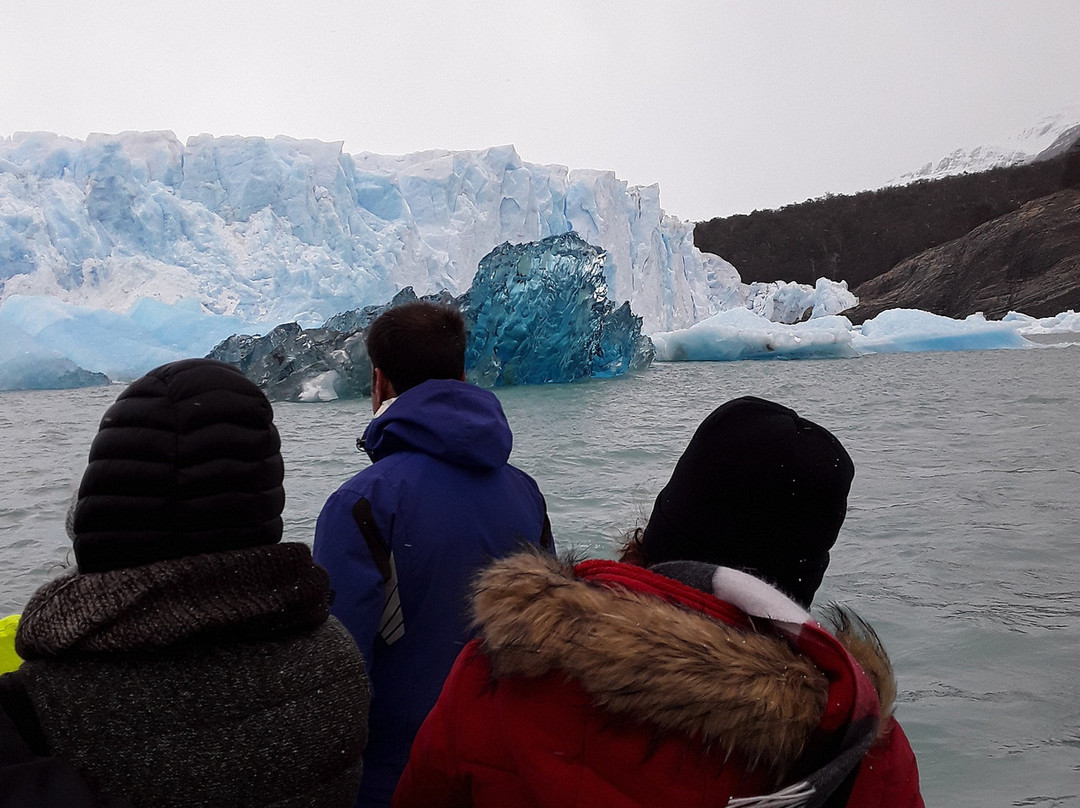 Taxi Remis Calafate Traslados Turísticos en El Calafate-埃尔卡拉法特必去景点