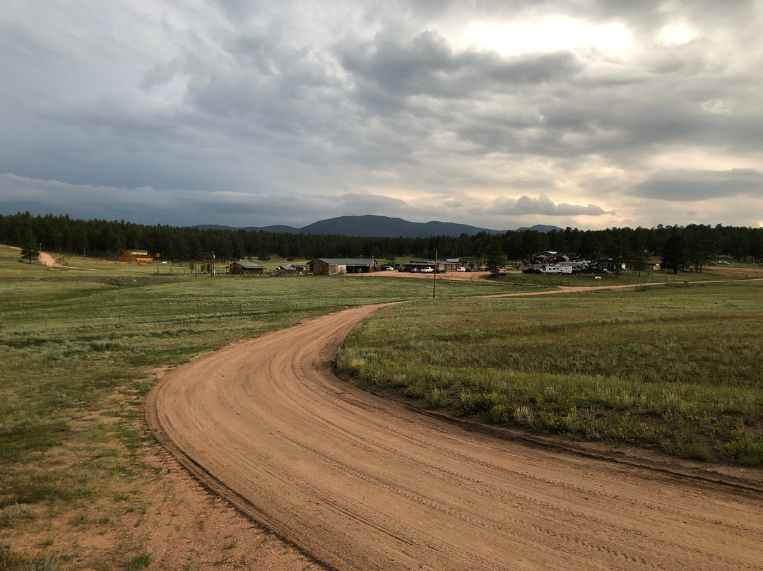 M Lazy C Ranch-Lake George必去景点