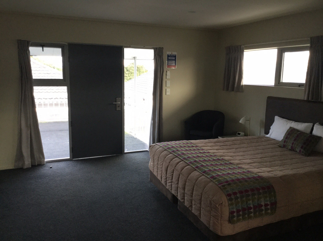 Ellerslie Palms Motel主图