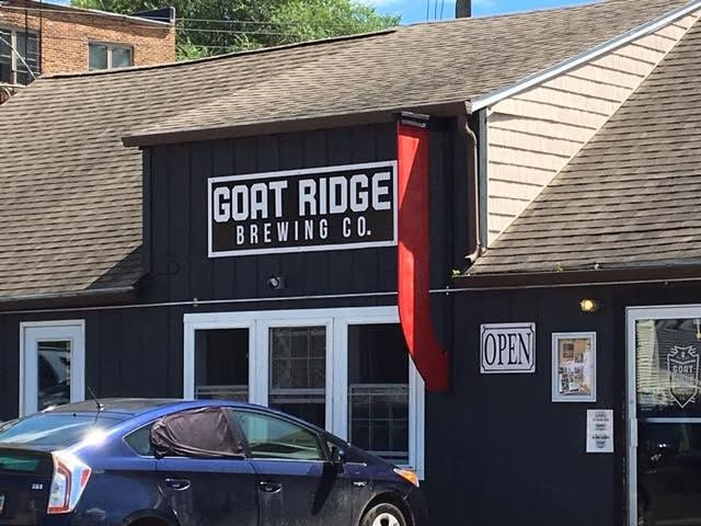 Goat Ridge Brewing Company-New London必去景点