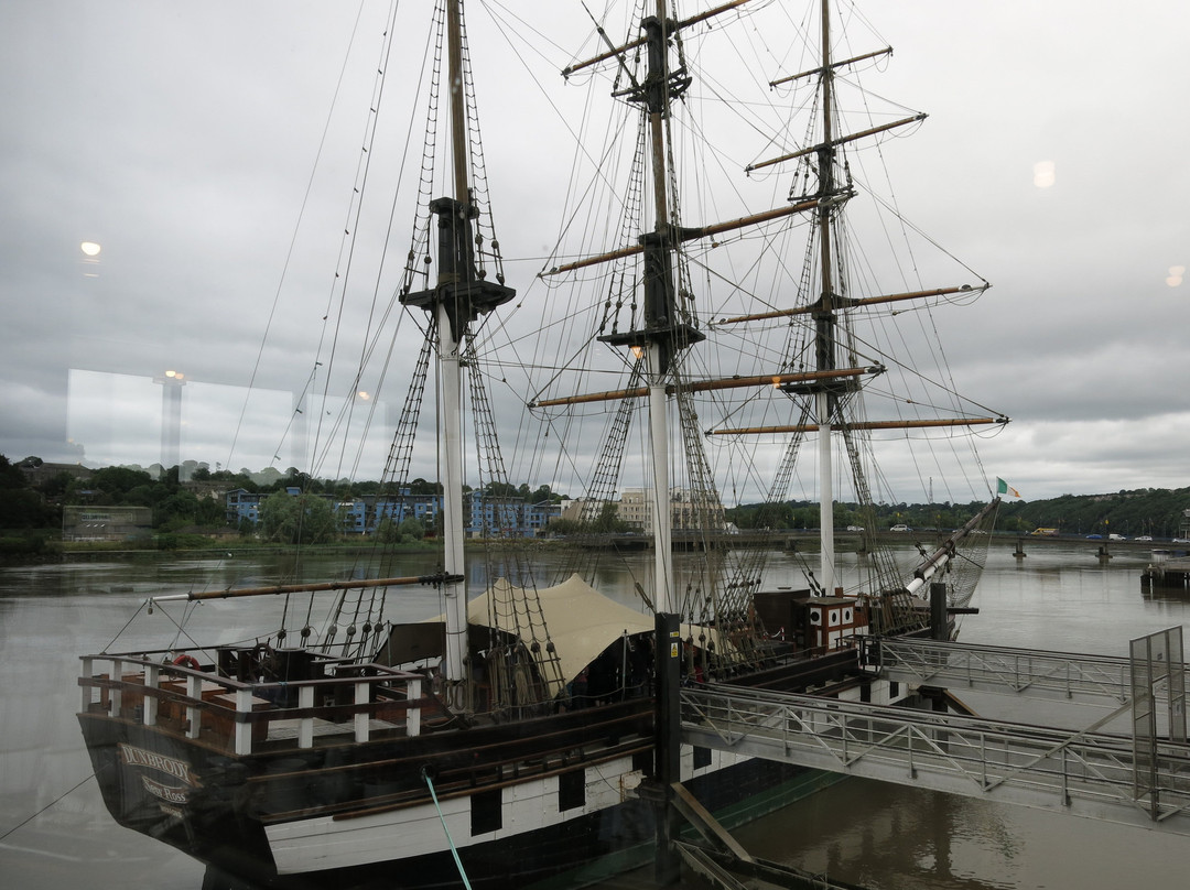 Captain's Table Restaurant