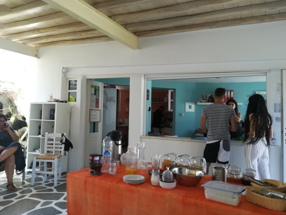 亚历山德拉膳食酒店主图