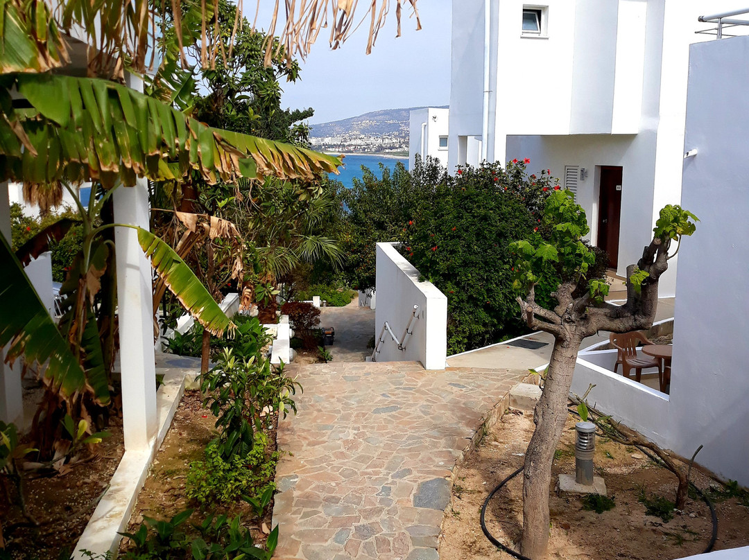 日落湾假日乡村酒店主图