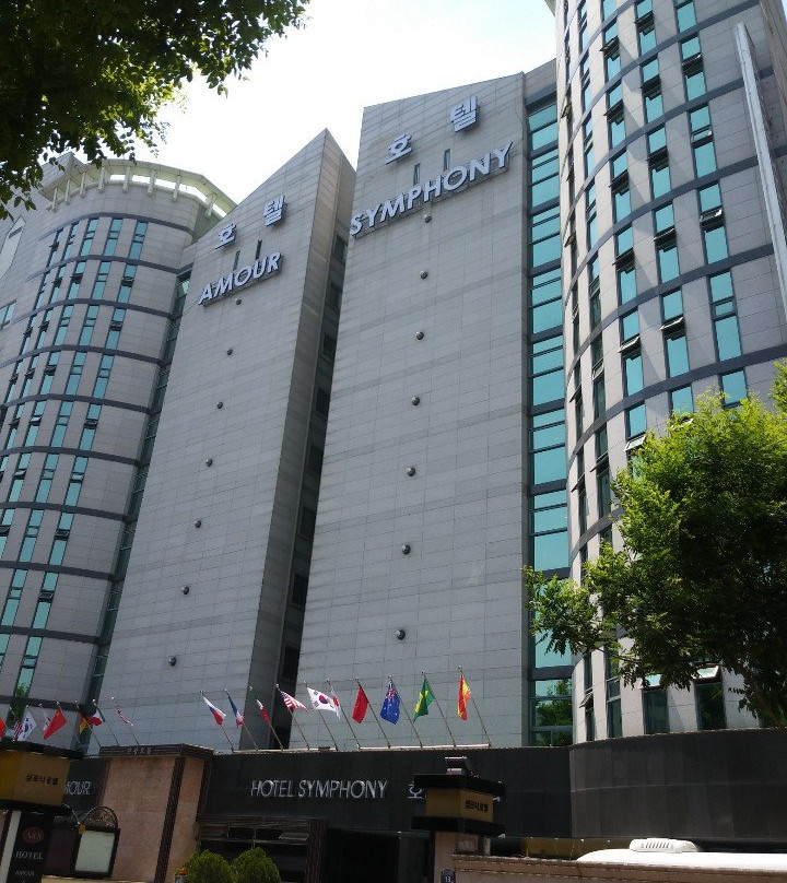 本昵客雅AMOUR&SYMPHONY酒店主图