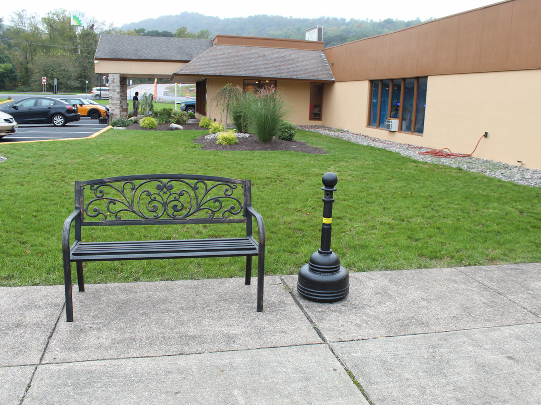 Rodeway Inn & Suites Stroudsburg - Poconos