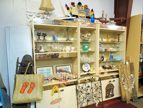 All About Antiques-彭萨科拉必去景点