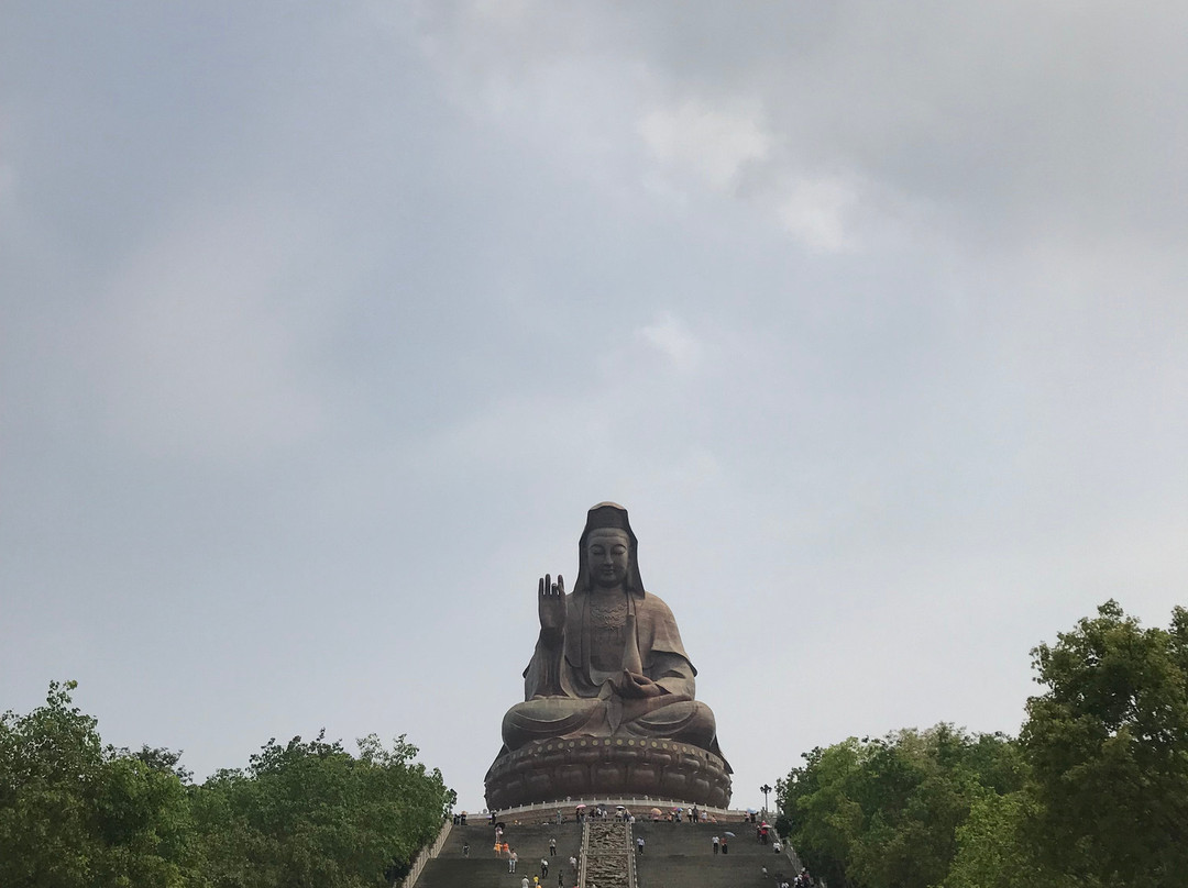 西樵山南海观音-佛山市必去景点