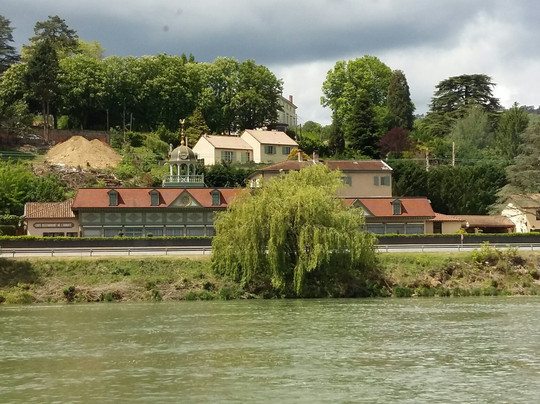 Les Yachts de Lyon-里昂必去景点