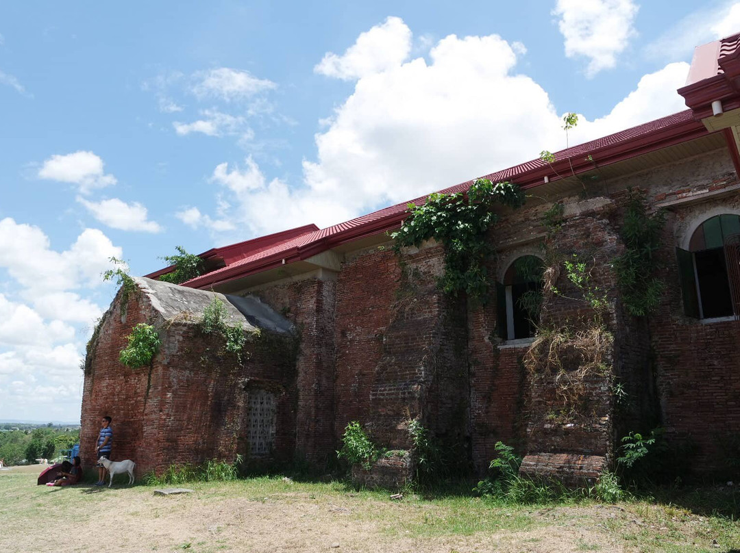 Iguig CalvaIguig Calvary Hills & Parish of St. James the Greater景点图片