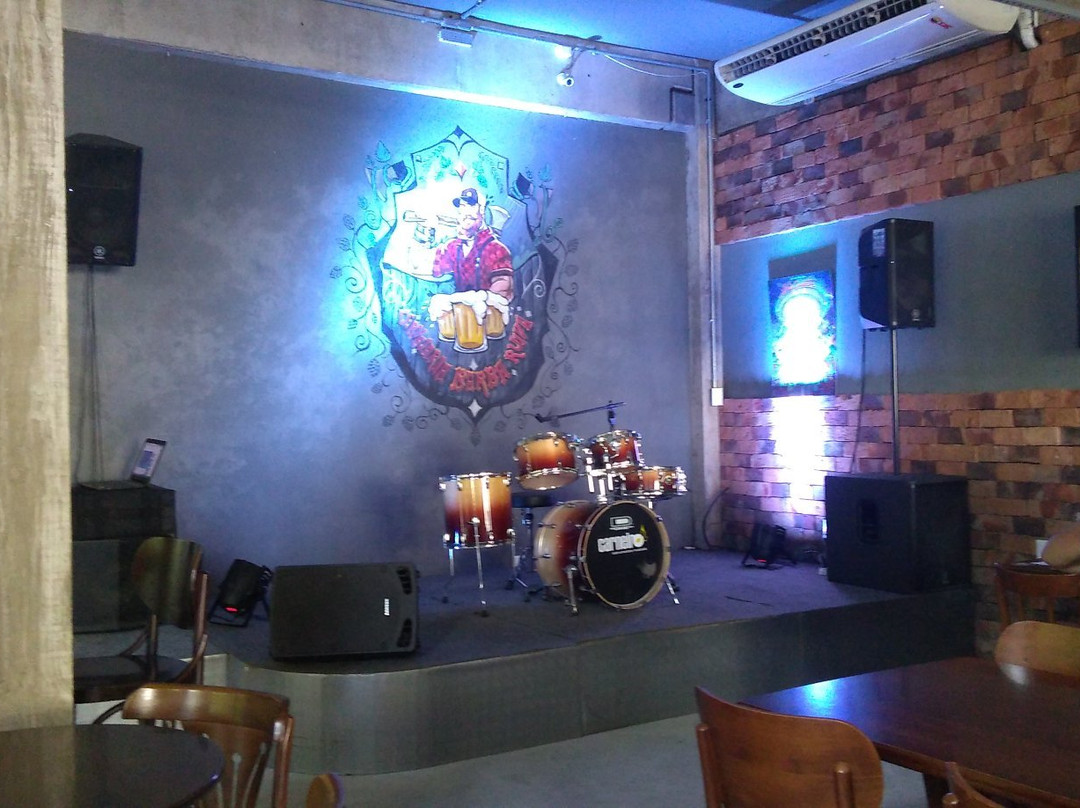 Cervejaria Barba Ruiva-多明戈斯-马丁斯必去景点