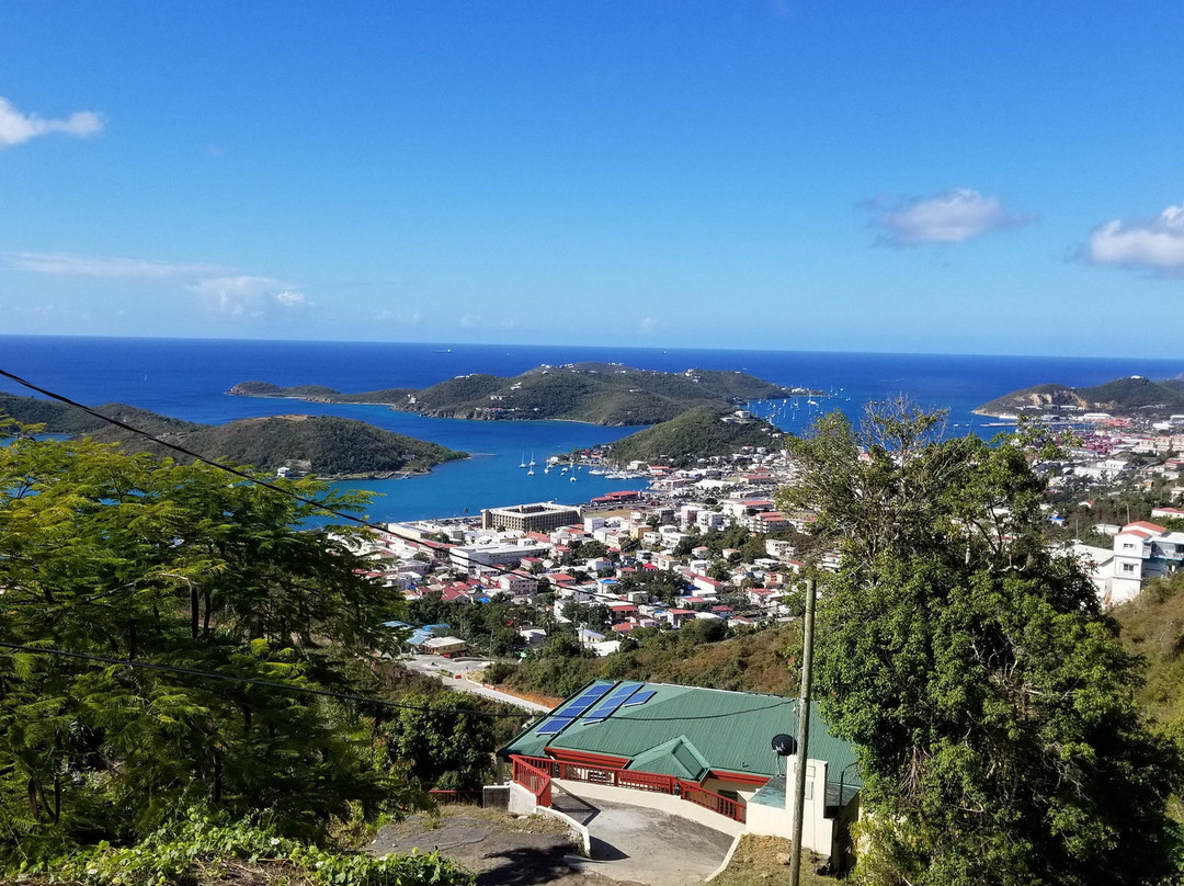 Charlotte Amalie Overlook景点图片