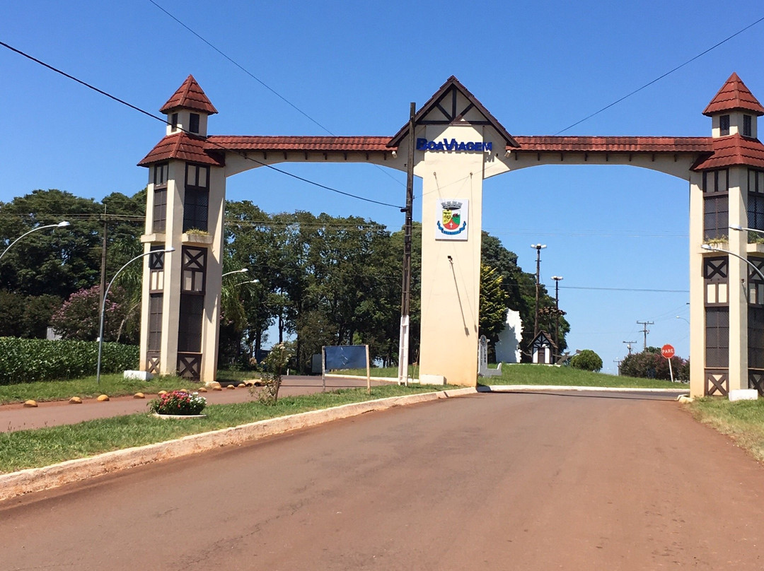 Ibiruba旅游景点-Pórtico de Selbach