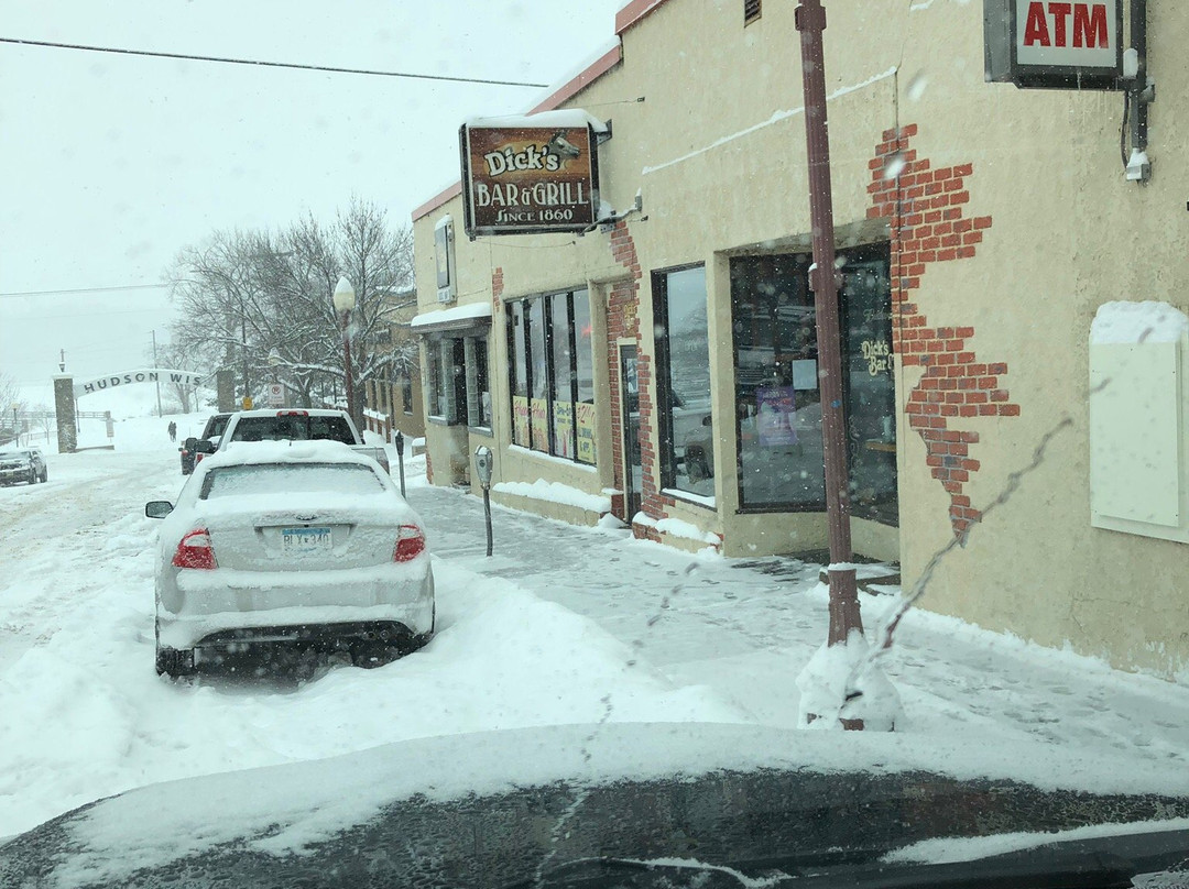 Dick's Bar and Grill-Hudson必去景点