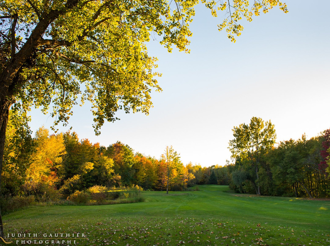 Les Clubs De Golf Banlieue Ouest - Club de golf St-Zotique inc.-Saint-Zotique必去景点