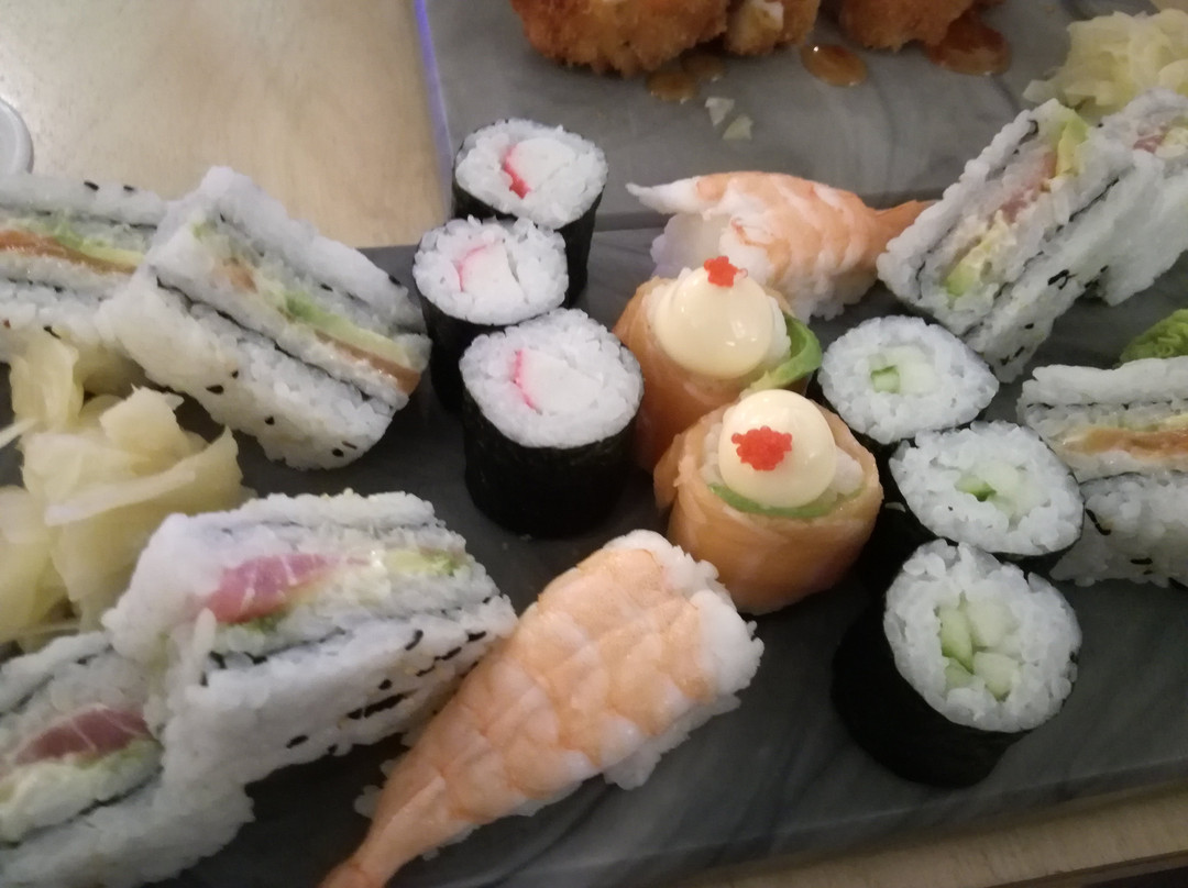 Sobeit Store & Hong Kong Charlie Sushi Cafe-Muizenberg必去景点