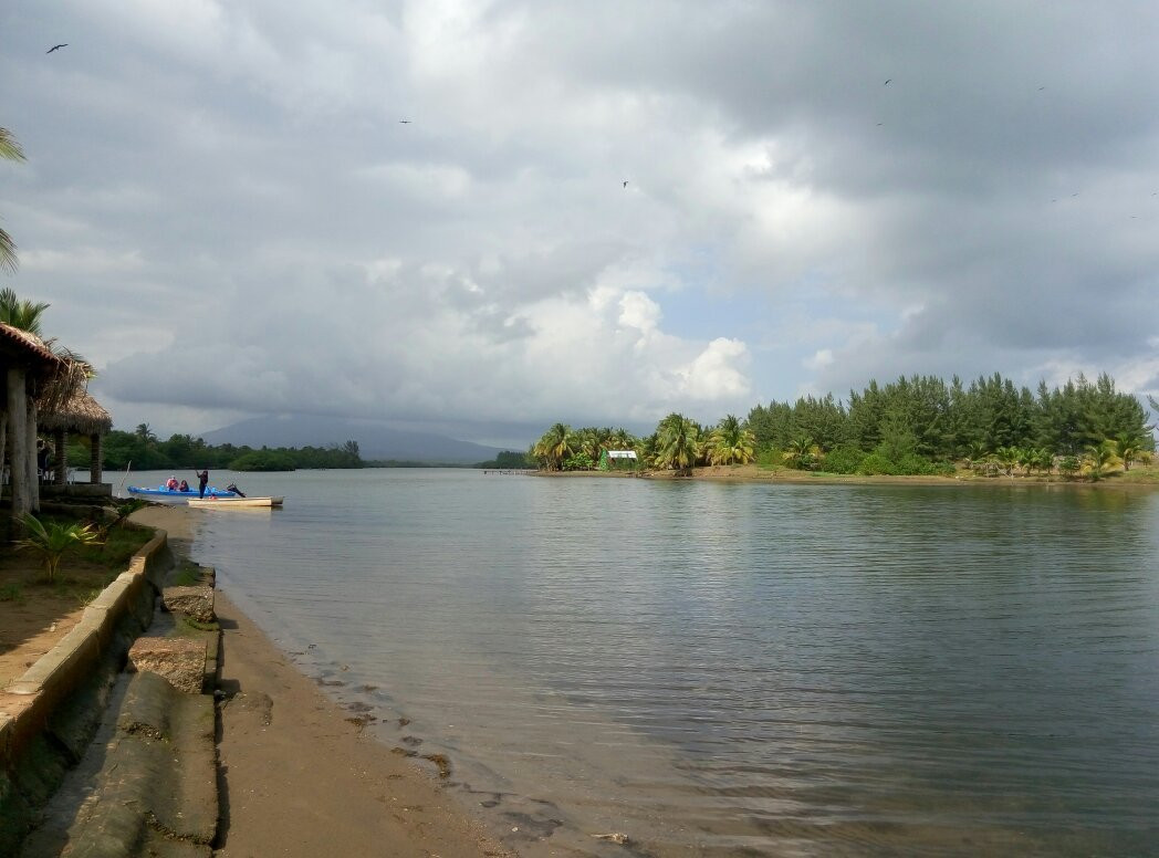 Playa las Barrillas景点图片