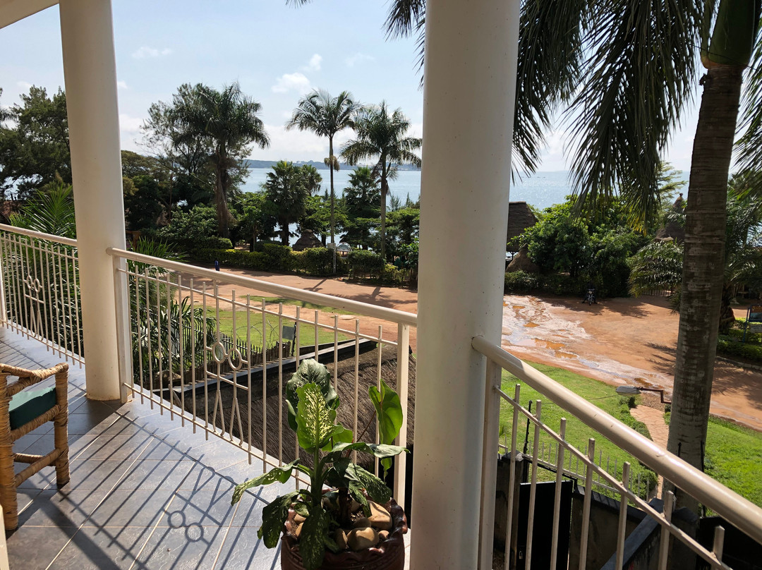 2Friends Beach Hotel主图