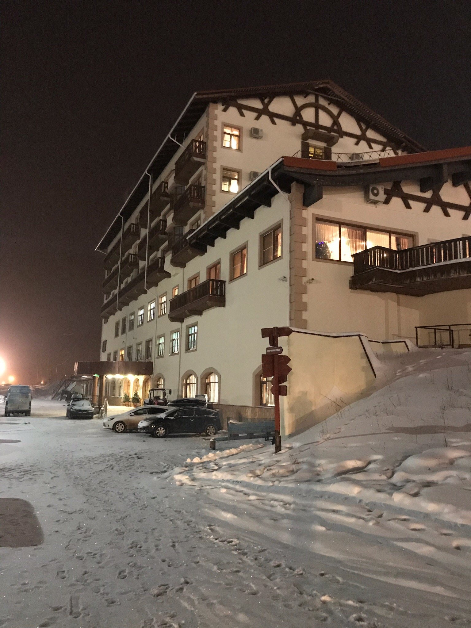 Chekeril Hotel-官方