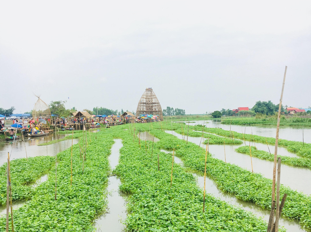 Talat Nam Saphan Khong景点图片