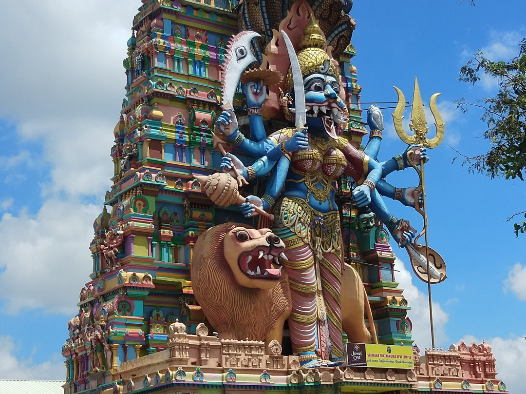Sri Maha Pratyangira Kalika Devi Alayam景点图片