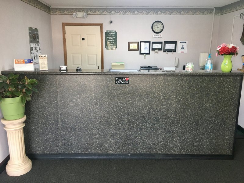 Washington Burgess Inn主图