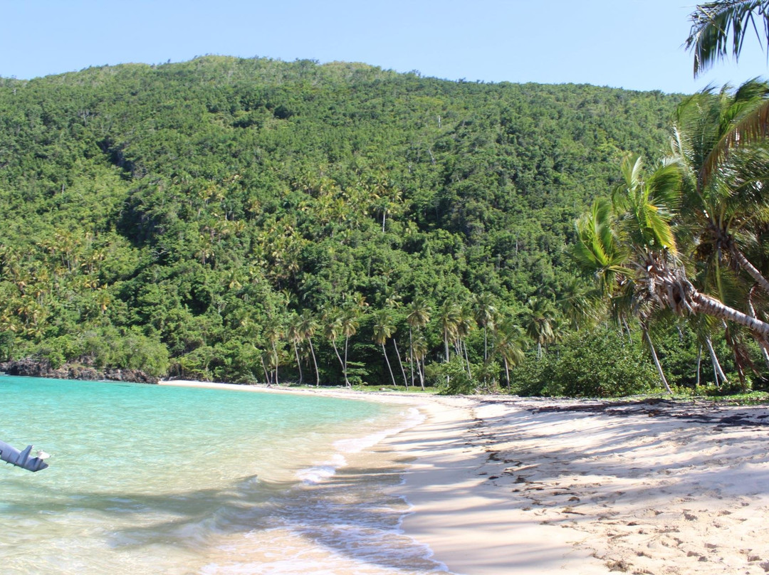 Playa Ermitaño Tour-El Valle必去景点
