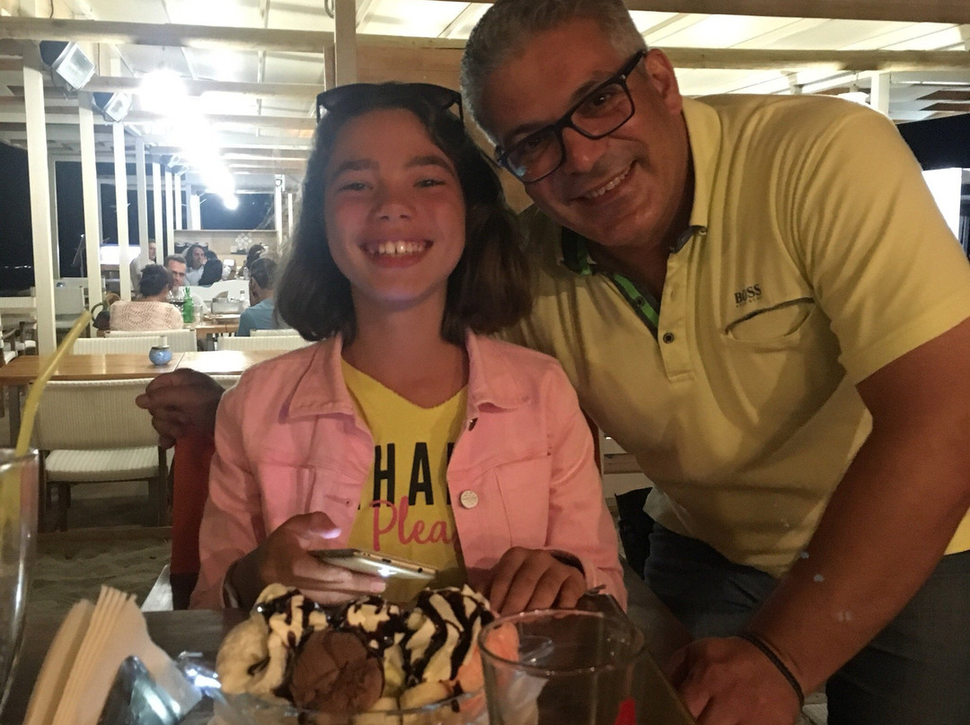 Tropical Hotel主图