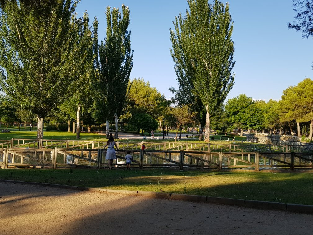 Parque Alces景点图片