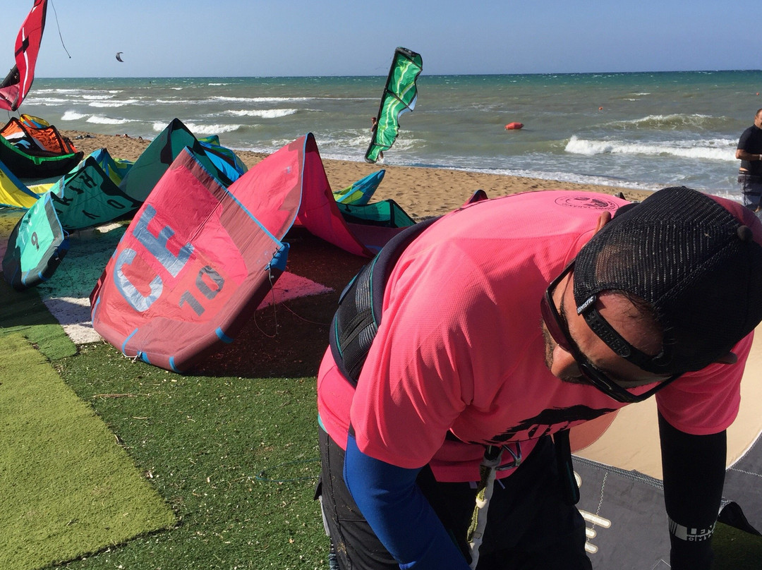 Aloha Kitesurf Team-莱切必去景点