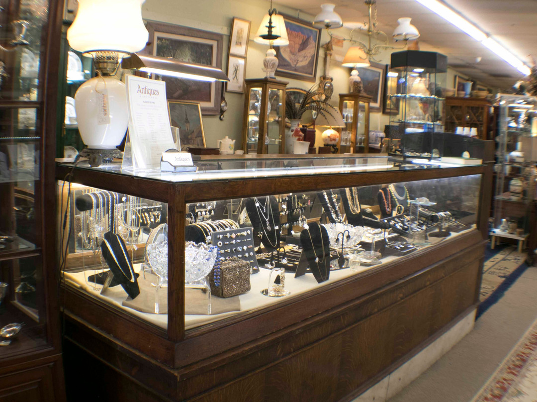 Antiques & Chatchkes-萨拉索塔必去景点