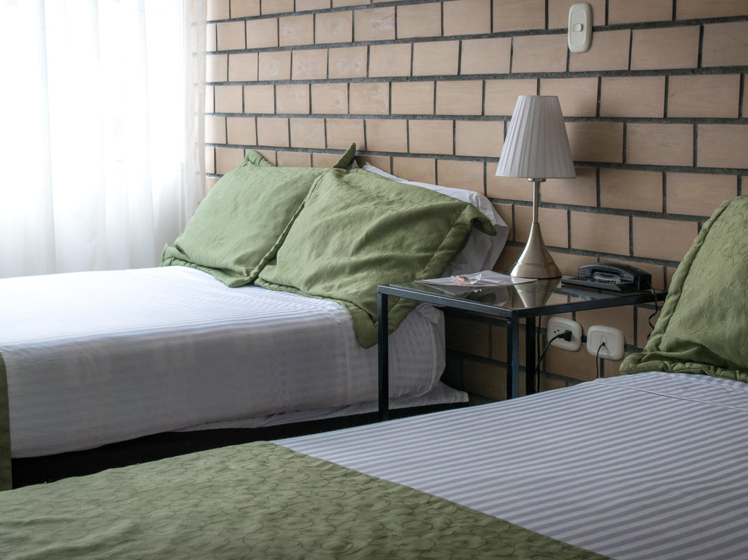 Hotel Portal de Milán主图