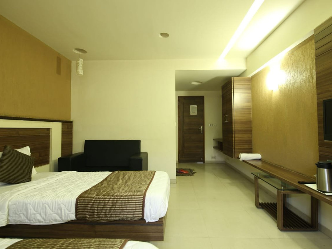 OYO 2430 Hotel Apex主图